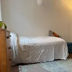 Cozy Chambers With Sunny Garden *