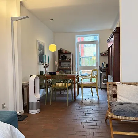 Cozy City-Centre Stay With A Sunny Garden Lägenhet Köpenhamn