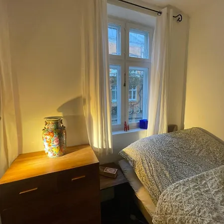 Apartment Cozy Flat With Sunny Garden