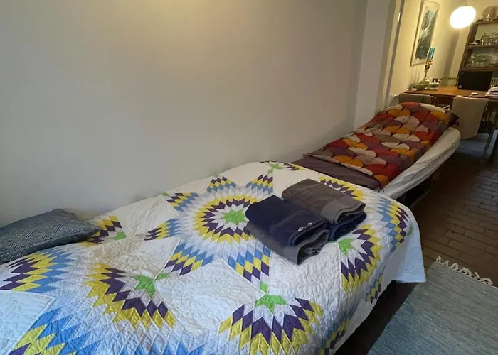 Apartamento Cozy Chambers With Sunny Garden *