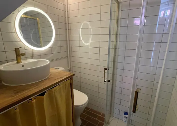 Lägenhet Cozy Chambers With Sunny Garden