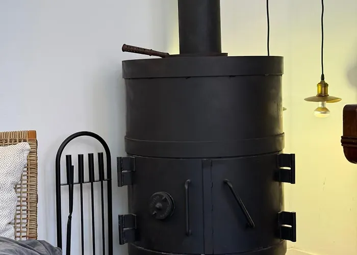 Cozy Chambers With Sunny Garden Apartament