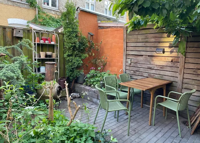 Cozy Chambers With Sunny Garden Апартаменты Копенгаген